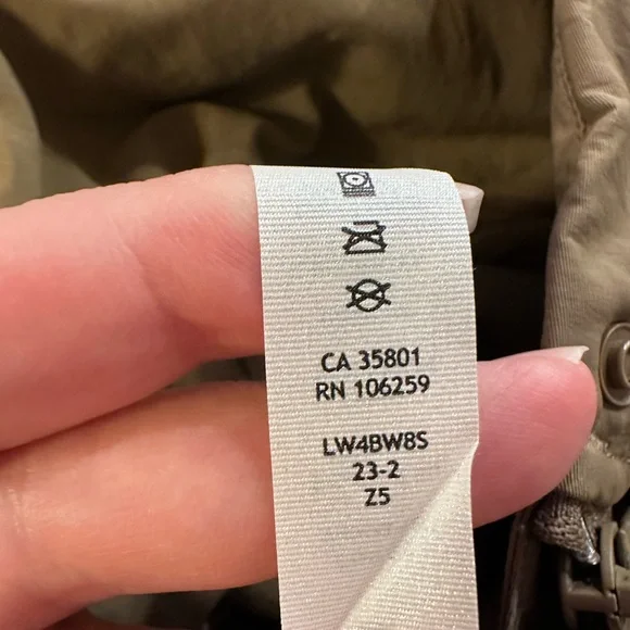 Lululemon Always Effortless Jacket
Artifact - Picture 8 of 14